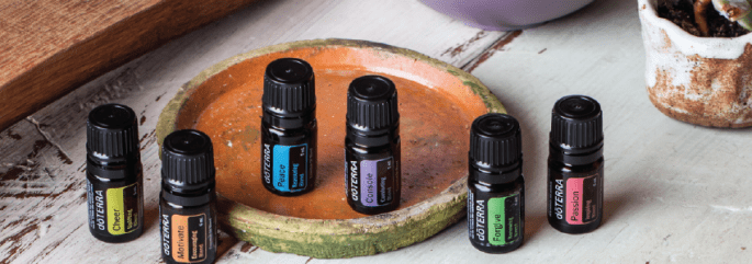 LouisaG+essential+oils+Web+Banner+DEC+2016-01.png
